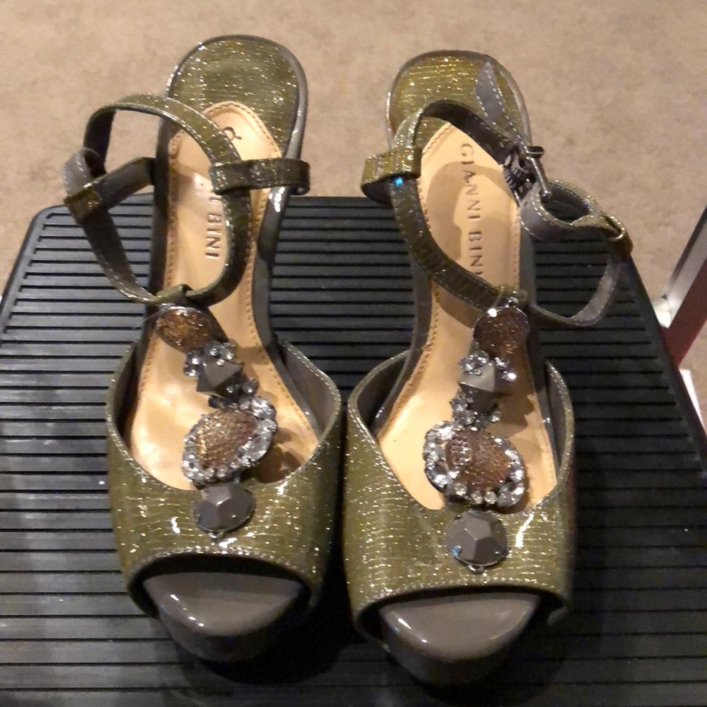 Giani Bini NWOT or BOx  sz 7